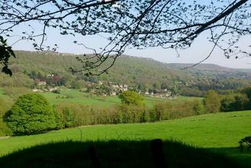 Old Orchard Bed & Breakfast