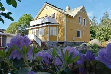 Majatalo Guesthouse Lokinlaulu