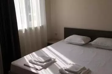 Vase Apartments