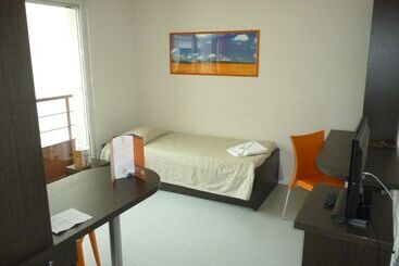 Отель Appart City Classic Nantes St Herblain