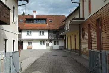 ベッドアンドブレックファースト Marijin Dom   Retreat House