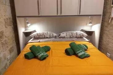 تختخواب و صبحانه I Marchesi Del Grillo   Vicinanze Stazione, Campus, Policlinico