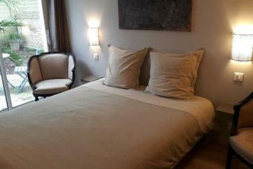 مبيت وإفطار La Chambre ô Z Amis