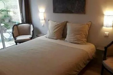 Aamiaismajoitus (B&B) La Chambre ô Z Amis