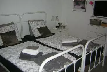 Prive Tuinhuis B&b Elly