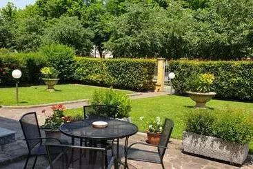 Majatalo La Casa Di Tino