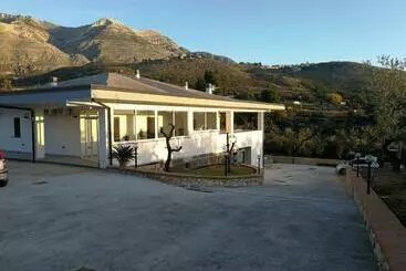 پانسیون Guest House Villa Mamurra