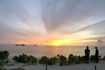 Hotel Iris Beach Residence