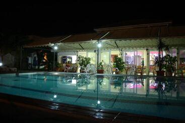 בית מלון כפרי Metaxa