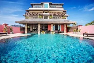 Ratana Hotel Chalong