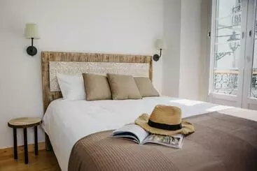 پانسیون Casa Roaz