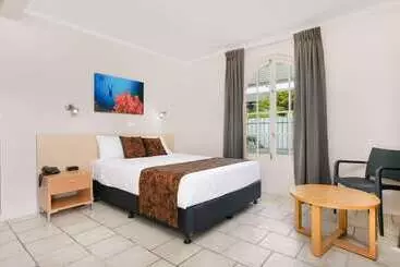 Hotel Comfort Inn Cairns City