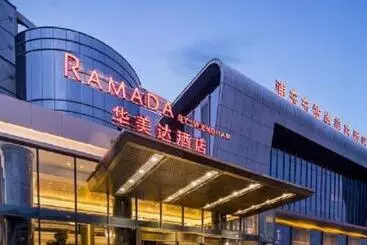 Hotel Ramada By Wyndham Shanghai Pudong
