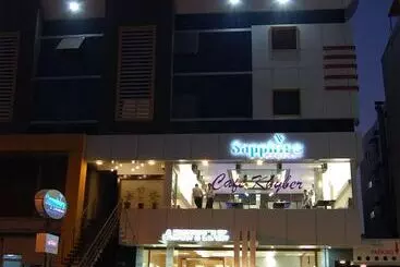 בית מלון כפרי Sappire Regency