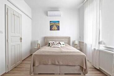 住宿加早餐 Szent György Kúria