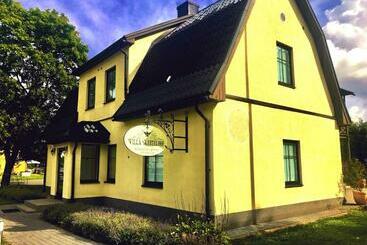 پانسیون Villa Kertelhof Guesthouse