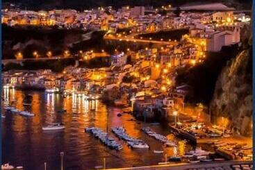 Nocleg ze śniadaniem Romeo E Giulietta Scilla