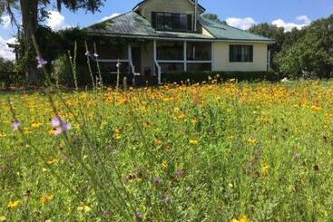 فندق Kokomo Farms