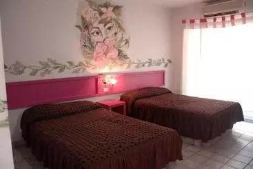 Hotelli Y R.v. Park El Moro