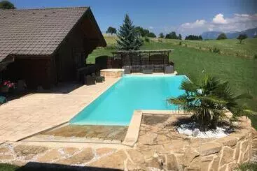 پانسیون Chalet Le Pré De La Dame