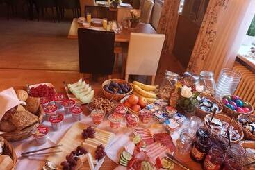 Bed and Breakfast Wild West