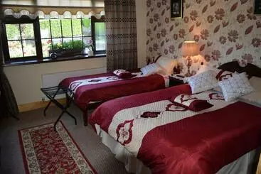 Weir View Bed And Breakfast