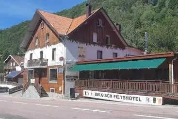 Otel Du Lac Des Corbeaux