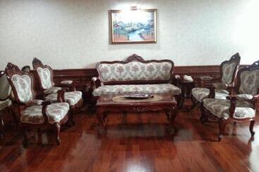 בית מלון כפרי Angkham