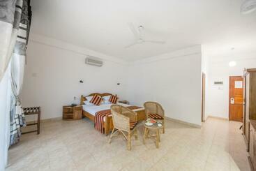 בית מלון כפרי Yapahuwa Paradise