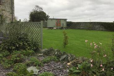 Aamiaismajoitus (B&B) Storws Y Gorlan Shepherd S Hut