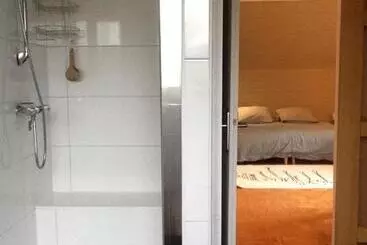 Aamiaismajoitus (B&B) Au Numéro 6