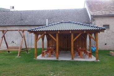 펜션 Penzión Vian