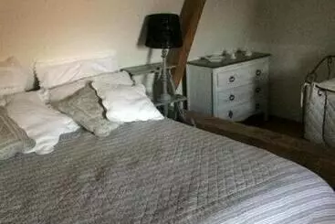 Aamiaismajoitus (B&B) La Moulinière, Jolie Longère Du Xviiè