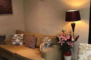 Pensió Golden Cross Guesthouse