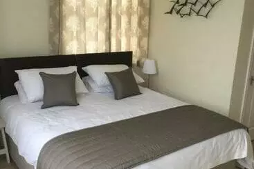 Majatalo Good Intent Rooms