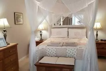 Majatalo Papillon Guest Suite