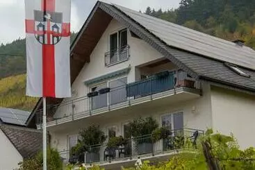 ペンション Gästehaus Falklay