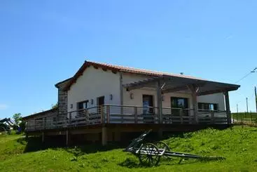 ホテル Auberge Briassou