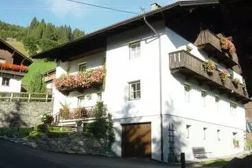 ホテル Janserhof