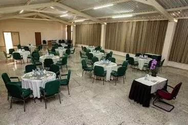 هتل Golden Park Campinas Viracopos