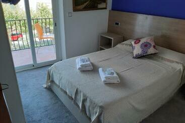 Albergue Hostal Can Salvado