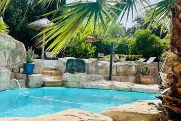 Szálloda The Red Farm Relais & Spa