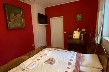 B&b Chardas