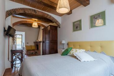 مبيت وإفطار Borgo Terrosi