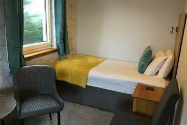 Aamiaismajoitus (B&B) Lathamor