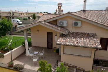 Nocleg ze śniadaniem L Albicocco