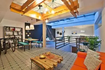 Huoneistohotelli The Salty Lodge