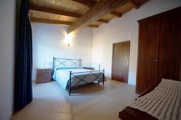 Bed and Breakfast Al Vecchio Convento Mare E Monti