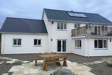 Bed and Breakfast Bro Dafydd