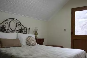 Hotelli A Casa Estrelícia Dourada Garcês